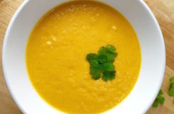 Морковный суп с имбирем и петрушкой