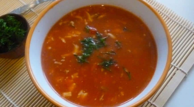 Диетический гречневый суп с томатами и цветной капустой